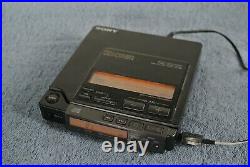 BROKEN Sony Flagship Discman D-Z555 Portable CD player with Optical Digital Output