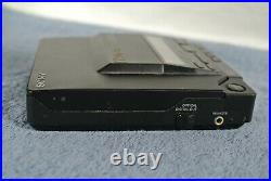 BROKEN Sony Flagship Discman D-Z555 Portable CD player with Optical Digital Output