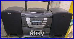 Boombox Radio/CD/Cassette Player Sony CFD-Z125 Portable, Works Great