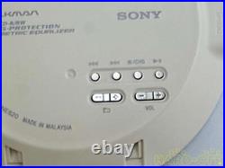 CD Walkman Model No. D NE820 SONY