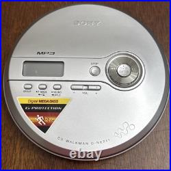EUC SONY CD Walkman Silver D-NE241