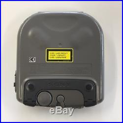 Genuine Sony Sports Discman ESP CD Compact Player D-451SP with Original Charger