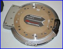 Lettore DVD Sony D-VM1 portable CD/DVD Player Walkman discman vintage