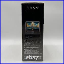 NEW Sony 9 WIDESCREEN 180-Degree Swivel DVP-FX930 Portable DVD & CD Player