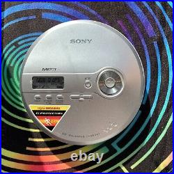 Portable CD player Sony Walkman MP3 CD-R/RW D-NE241