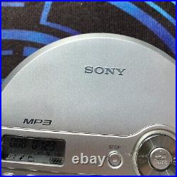 Portable CD player Sony Walkman MP3 CD-R/RW D-NE241