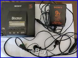 RARE! SONY DISCMAN PORTABLE CD PLAYER D-303 with Earphone & Adapter