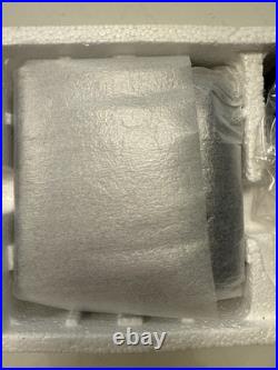 RARE Vintage Sony DiscMan Portable CD Player Mega Bass Car Kit D-142CK NEW