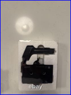 RARE Vintage Sony DiscMan Portable CD Player Mega Bass Car Kit D-142CK NEW