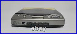 RARETestedSony Portable Video CD Discman D-V8000SPECIAL VISUAL EFFECTS