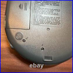 SONY CD WALKMAN D-E500 2012 From Japan