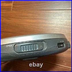 SONY CD WALKMAN D-E500 2012 From Japan