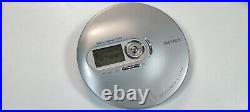 SONY CD WALKMAN D-NE700 Atrac3plus MP3