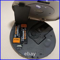 SONY CD Walkman D-E990 Silver portable CD Player Used, Working