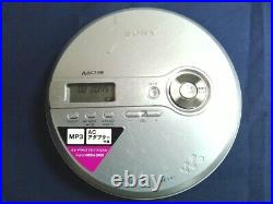 SONY CD Walkman MP3 D-NE241 Portable CD player Working Tested