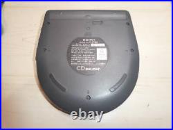 SONY CD Walkman Portable CD Player Radio FM AM D-F700 With remote control Rare