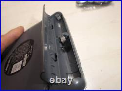 SONY CD Walkman Portable CD Player Radio FM AM D-F700 With remote control Rare