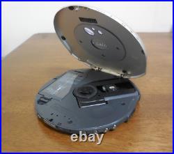 SONY CD Walkman portable CD player D-E990 operation confirmed