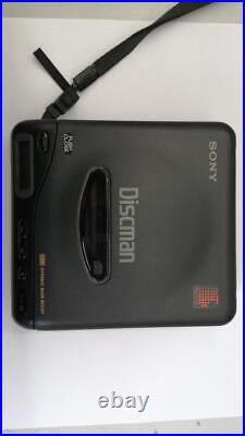 SONY D-11 Portable CD Player
