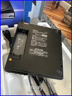 SONY D-25 Discman CD Player