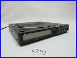 SONY D-250 DISCMAN For Parts PORTABLE CD PLAYER VINTAGE VERY RARE From JAPAN