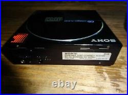 SONY D-5 Portable CD Disc Player + Original Power Supply & Audio VINTAGE WORKS