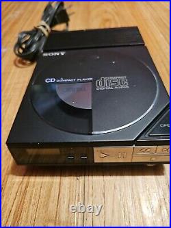SONY D-50 AC-D50 Black Portable CD Player Plays CD from japan