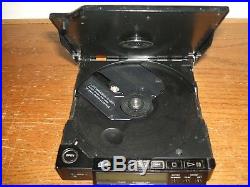 SONY D-555 Discman Compact Disc Player CD Portable w Carry Case Digital Audio
