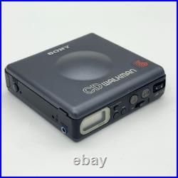 SONY D-82 CD WALKMAN Compact Disc Compact Player Black SET JUNK