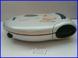 SONY D-CS901 S2 Sports Walkman / Discman / MP3 CD Player White in VGC