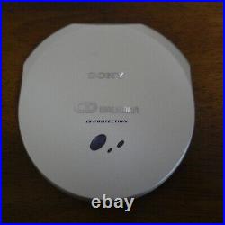 SONY D-E990 silver CD Walkman portable CD player Tested Working