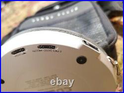 SONY D-EJ01 RARE cd Walkman + carry case Accessories Tested Working Condition