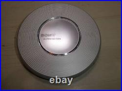 SONY D-EJ785 Portable CD Player Walkman With Remote Control Good Condition White