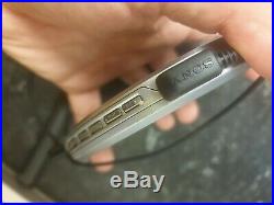 SONY D-EJ925 Portable Walkman CD Player Silver