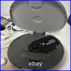 SONY D-NE730 CD Walkman Portable CD Player Silver Tested with Remote Japan