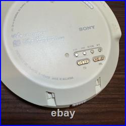 SONY D-NE820 2292 CD Walkman Excellent Condition, Includes Accessories