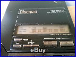 SONY D-Z555 DISCMAN PORTABLE CD player