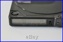 SONY D150 CD Walkman DISCMAN Black JAPAN for RESTORATION Collectable