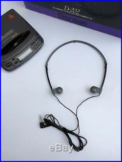 SONY DISCMAN D-202 CD player Vintage Made in Japan Headphones MDR-A10