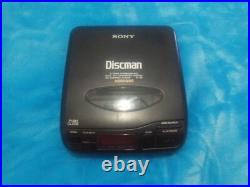 SONY DISCMAN D-33 CD PLAYER (with MEGA BASS DAC) AND ACCESSORIES EXCELLENT