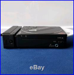 SONY Discman CD Player D-88 RARE with Battery, Case & Charger WORKING