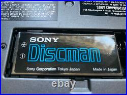 SONY Discman D-303 Works with Charger, Case, Headphones Manual Pls Read