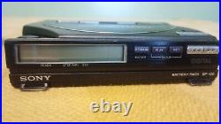 SONY Discman Model D-T10 FM/AM CD Player With BD-100 Battery Pack And Carry Case