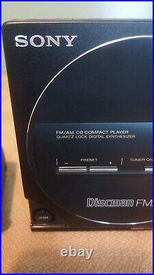 SONY Discman Model D-T10 FM/AM CD Player With BD-100 Battery Pack And Carry Case