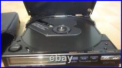 SONY Discman Model D-T10 FM/AM CD Player With BD-100 Battery Pack And Carry Case