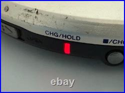 SONY WALKMAN D-E990 Silver Portable CD Player G-Protection JP Very Good