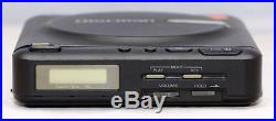 SUPER RARE AND VINTAGE SONY DISCMAN PERSONAL / PORTABLE CD PLAYER D-20 (1980's)