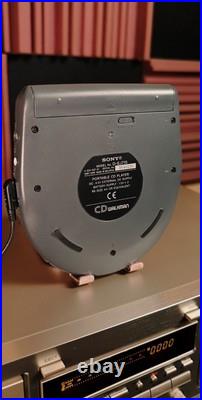 SUPERB Condition Sony D-EJ715 CD Walkman Gorgeous Design Full Remote