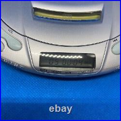 Sony CD Walkman D-C20 CD Player Light Use Working Boxed Amazing Find Discman