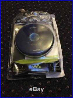 Sony CD Walkman D-NE004 Portable Cd Player Bnib With Headphones See Desc